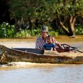 Более того, аскетичный быт водных жителей и скромные рыбные прилавки в Сием Риепе, позволяют причислить рассказы о зарыбленности
            Тонлесапа в разряд мифов о лохнесском чудовище.