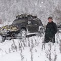 
              В общем и целом снега конечно мало. Можно передвигаться не только на машине, но даже пешком. Правда на открытых местах немного намело, жаль некому было сфотографировать.
            